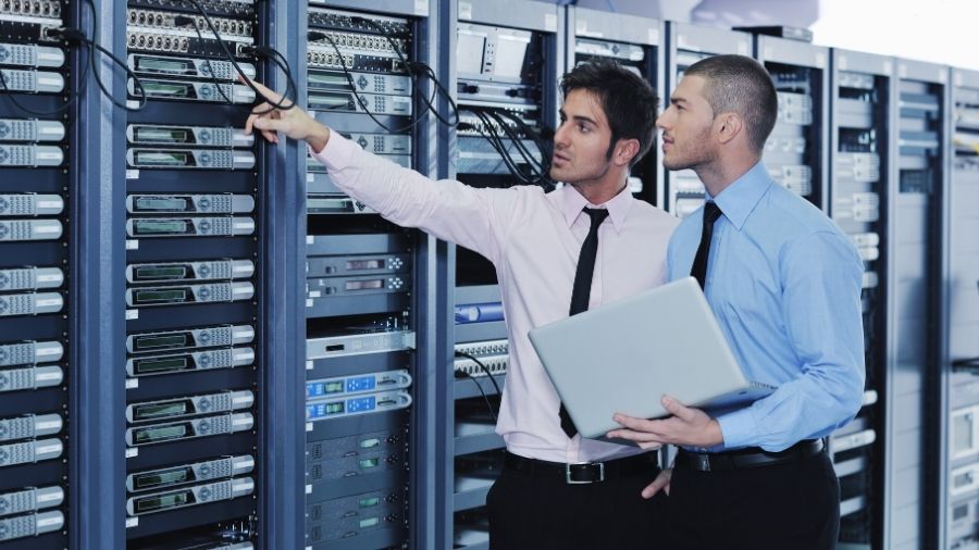 How Bluechip Gulf Helps You Choose the Right Server Solution